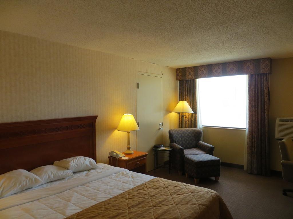 Gateway Hotel Dallas Park Central الغرفة الصورة