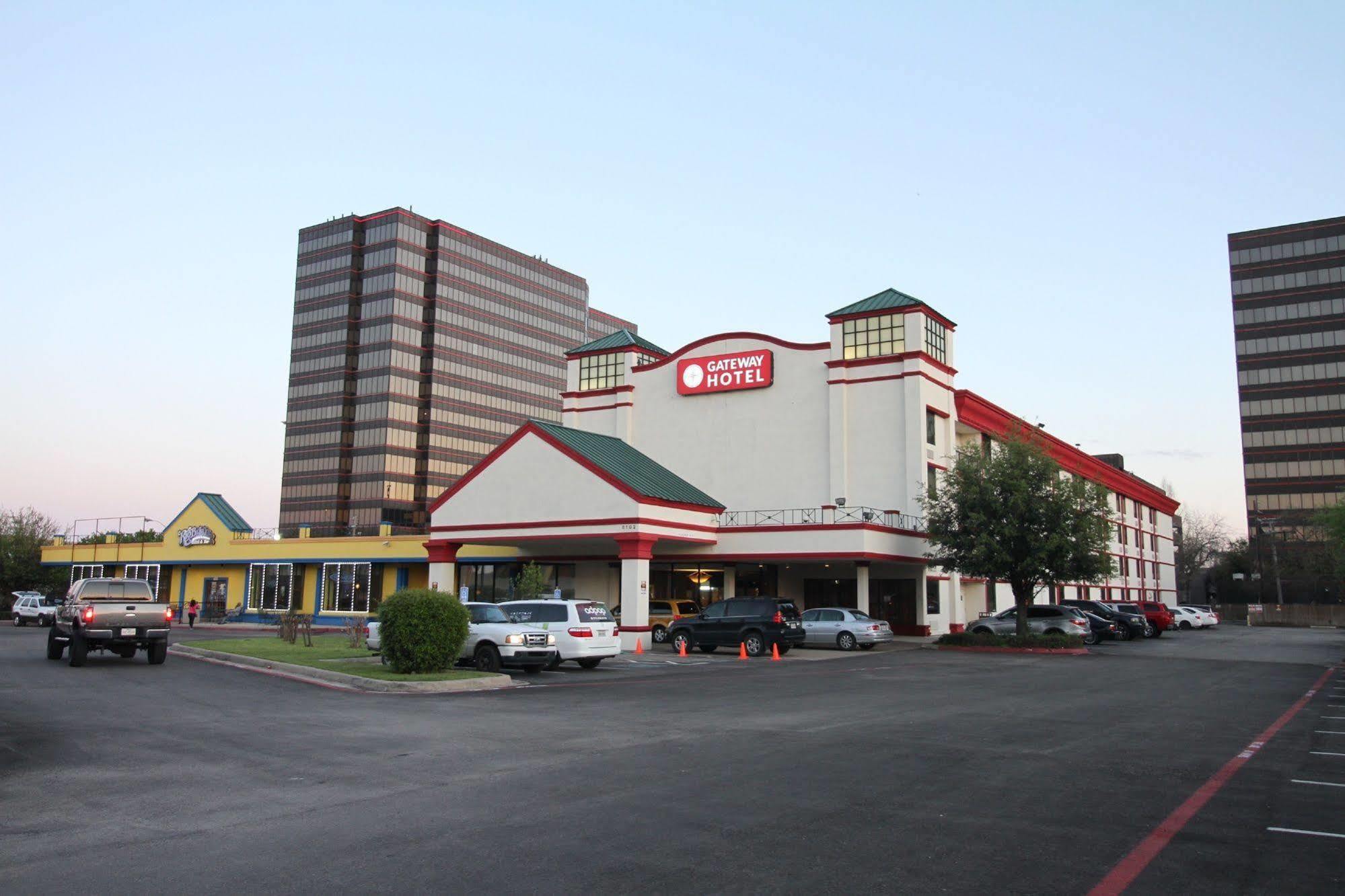 Gateway Hotel Dallas Park Central المظهر الخارجي الصورة
